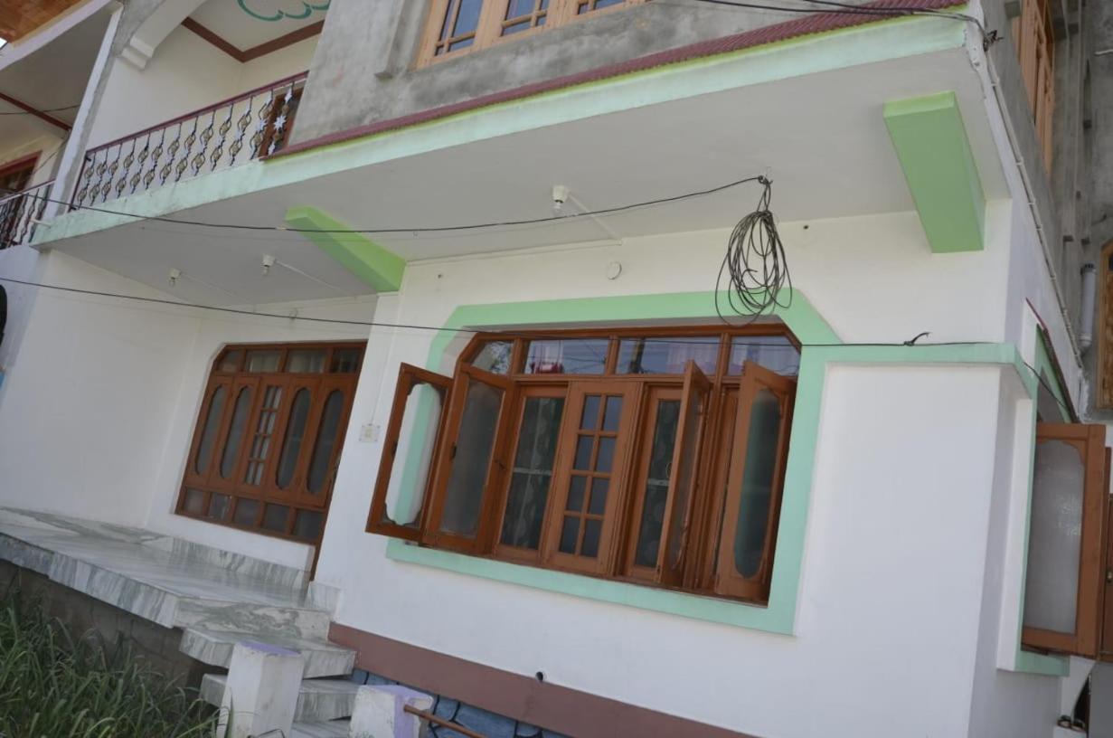 Mir Manzil Bed & Breakfast Srīnagar Eksteriør bilde