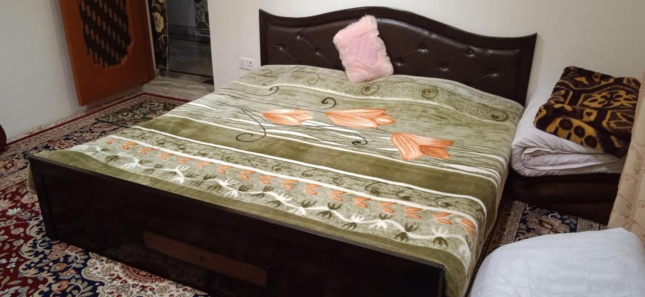 Mir Manzil Bed & Breakfast Srīnagar Eksteriør bilde